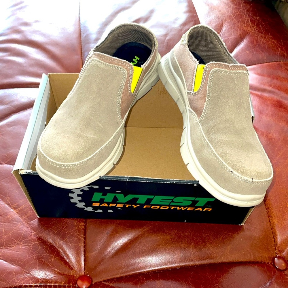 Hytest Safety Footwear Women's Tan Khaki Slip-On Moccasins Size 7.5 EUC